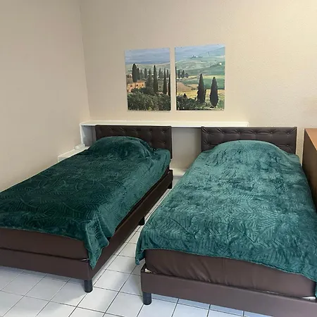 Апартаменты Gemuetliches Mit Besonderem Flair Оффенбах